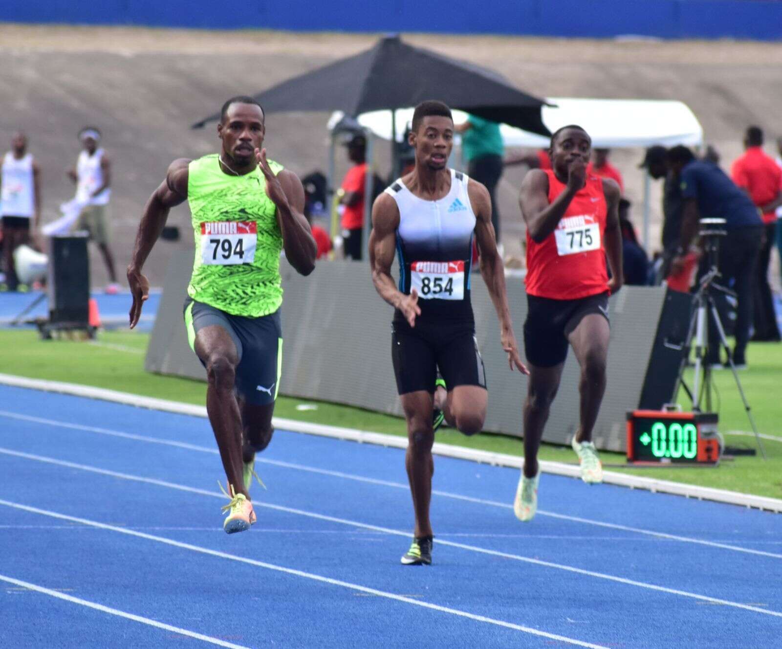 Jamaican Ramone Barnswell Leads Qualifiers 100m Opening Round At JAAA